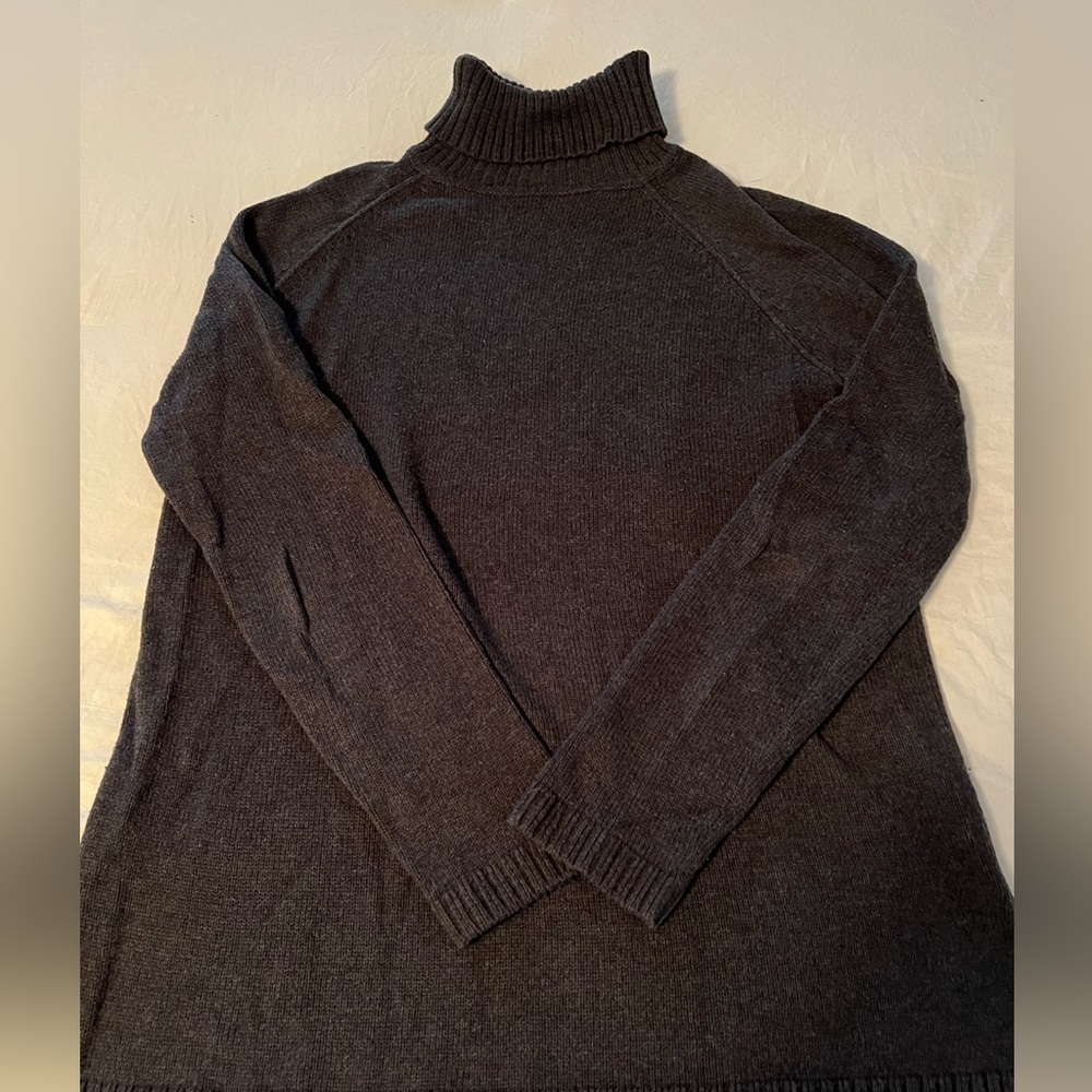 JEANNE PIERRE Light Black Turtleneck Sweater, Size S